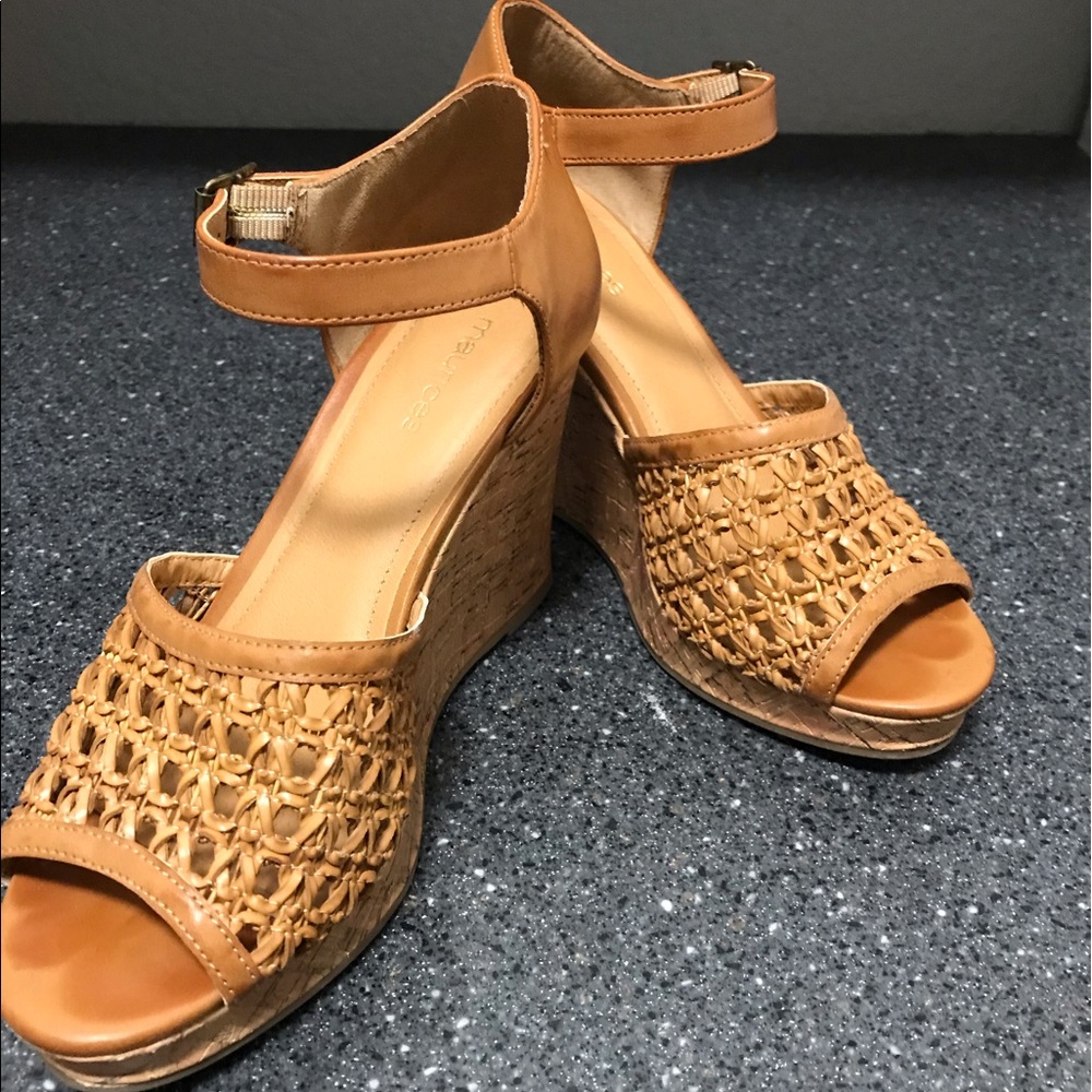 Maurice’s Wedge sandal!